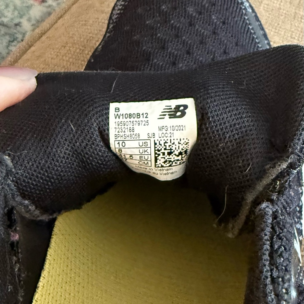 Women’s New Balance Fresh Foam 1080v12, Black, Size 10 - Picture 8 of 8